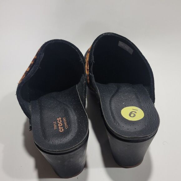 Crocs Womens Suede Block Heels Clogs Black Sz 9W - Picture 3 of 9
